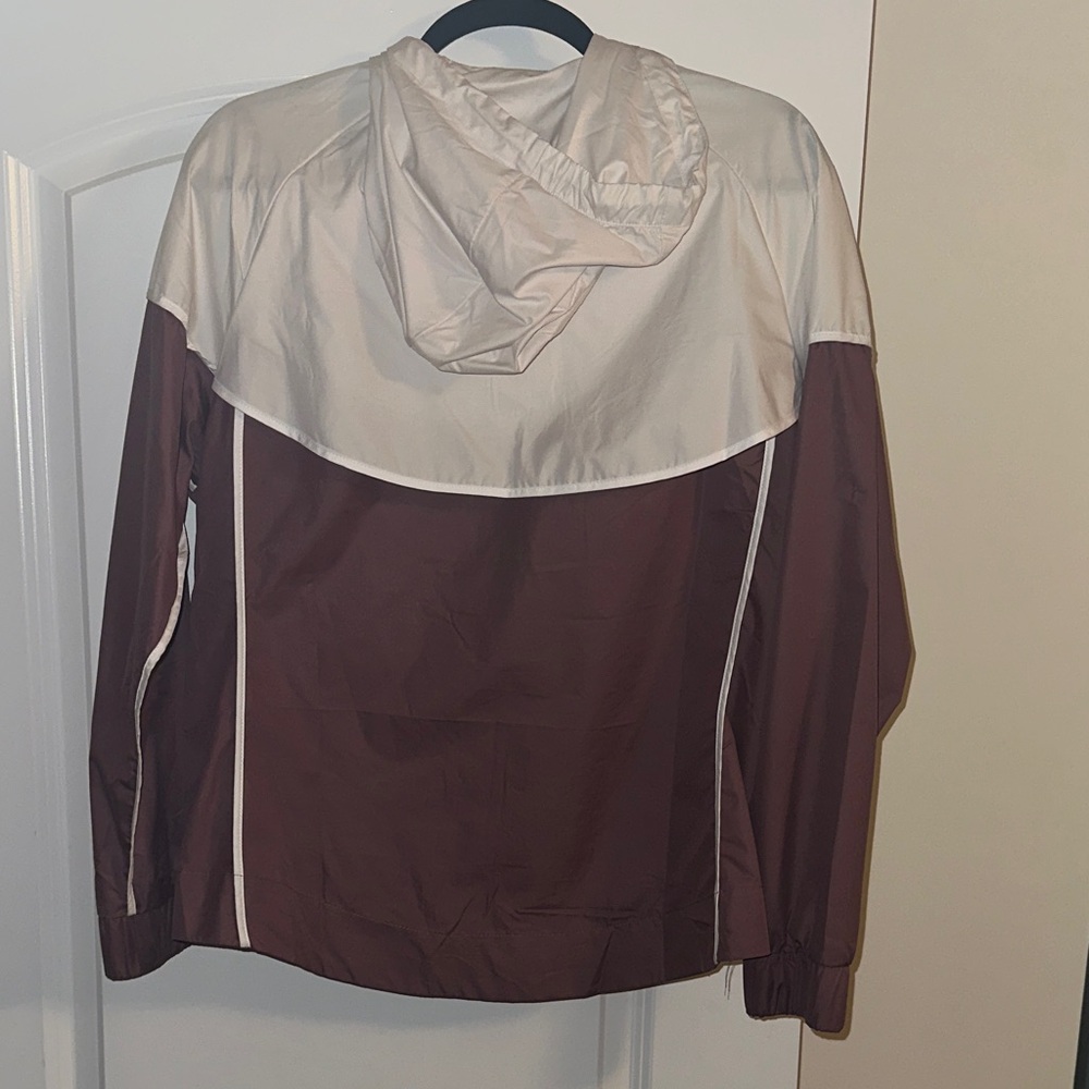 Nike Women's Two-Tone Utility Jacket - Picture 3 of 3